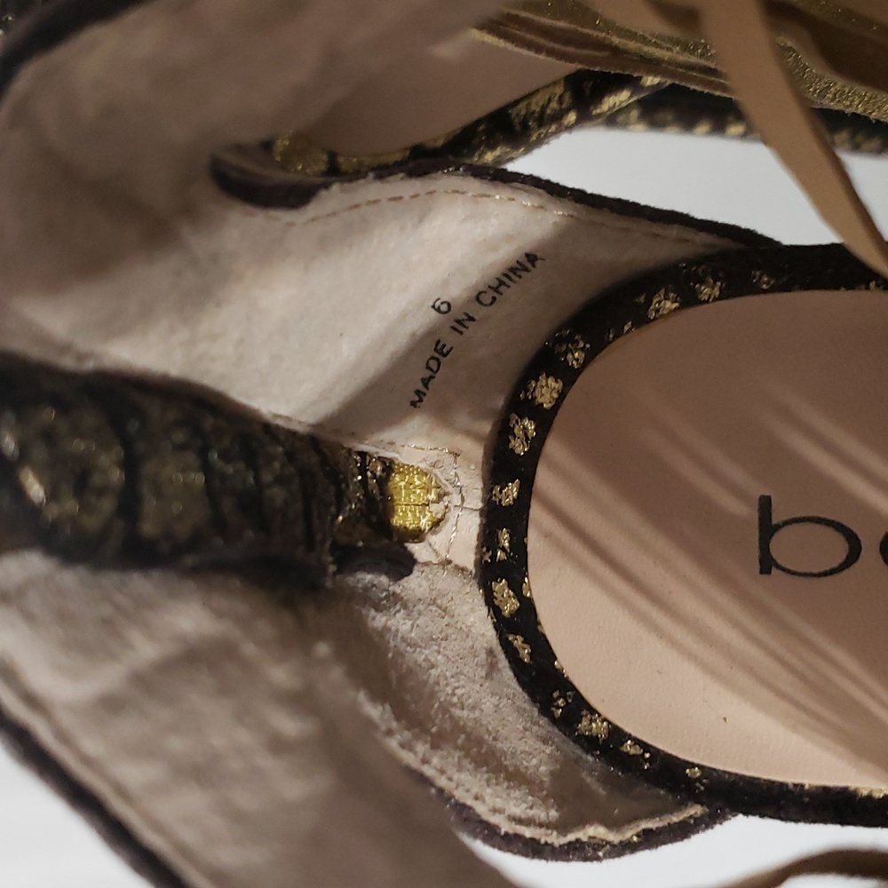 Bebe black and Gold Heels size 6 - Picture 4 of 10